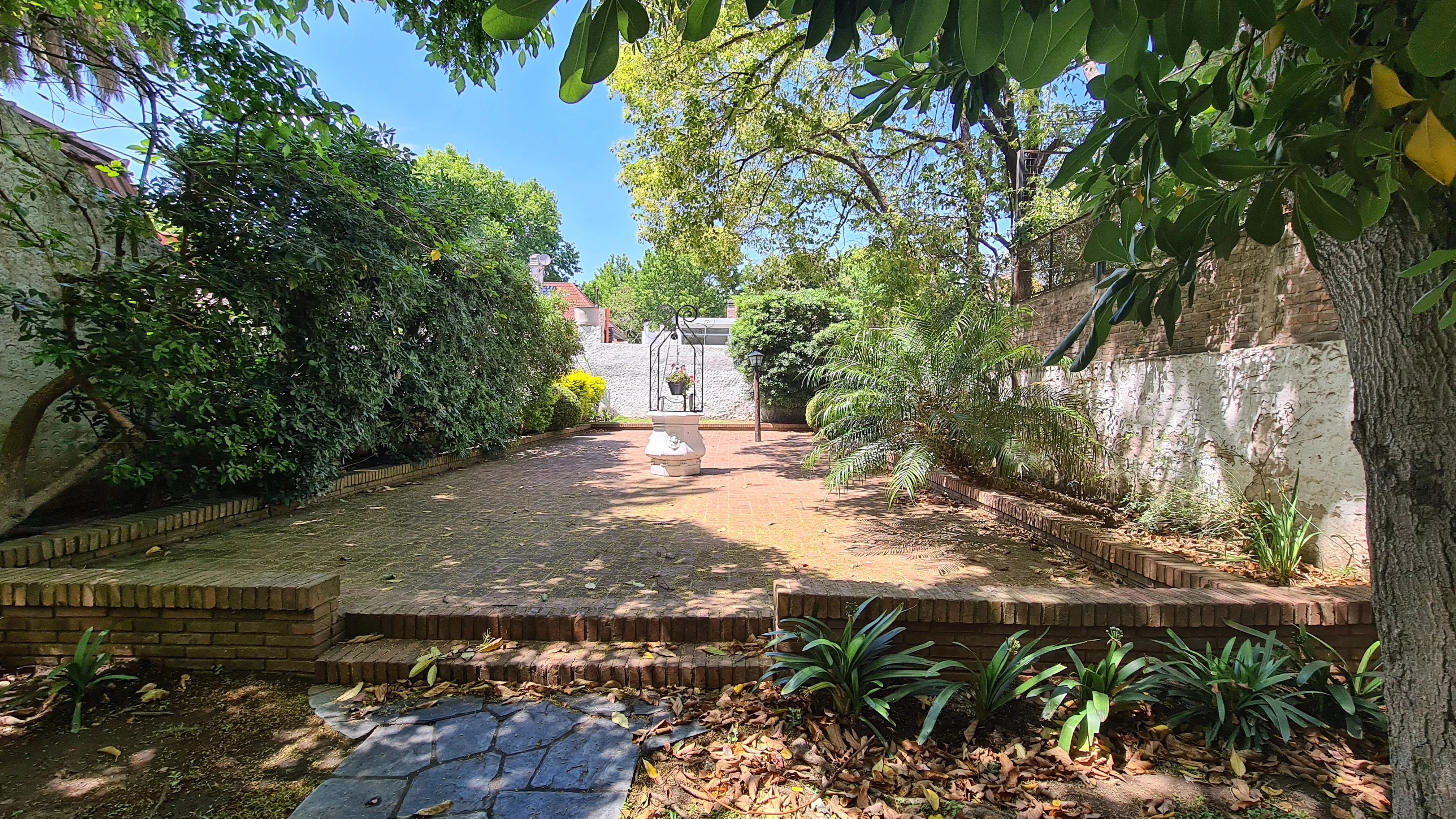 jardín departamento 3 ambientes en-Vicente López